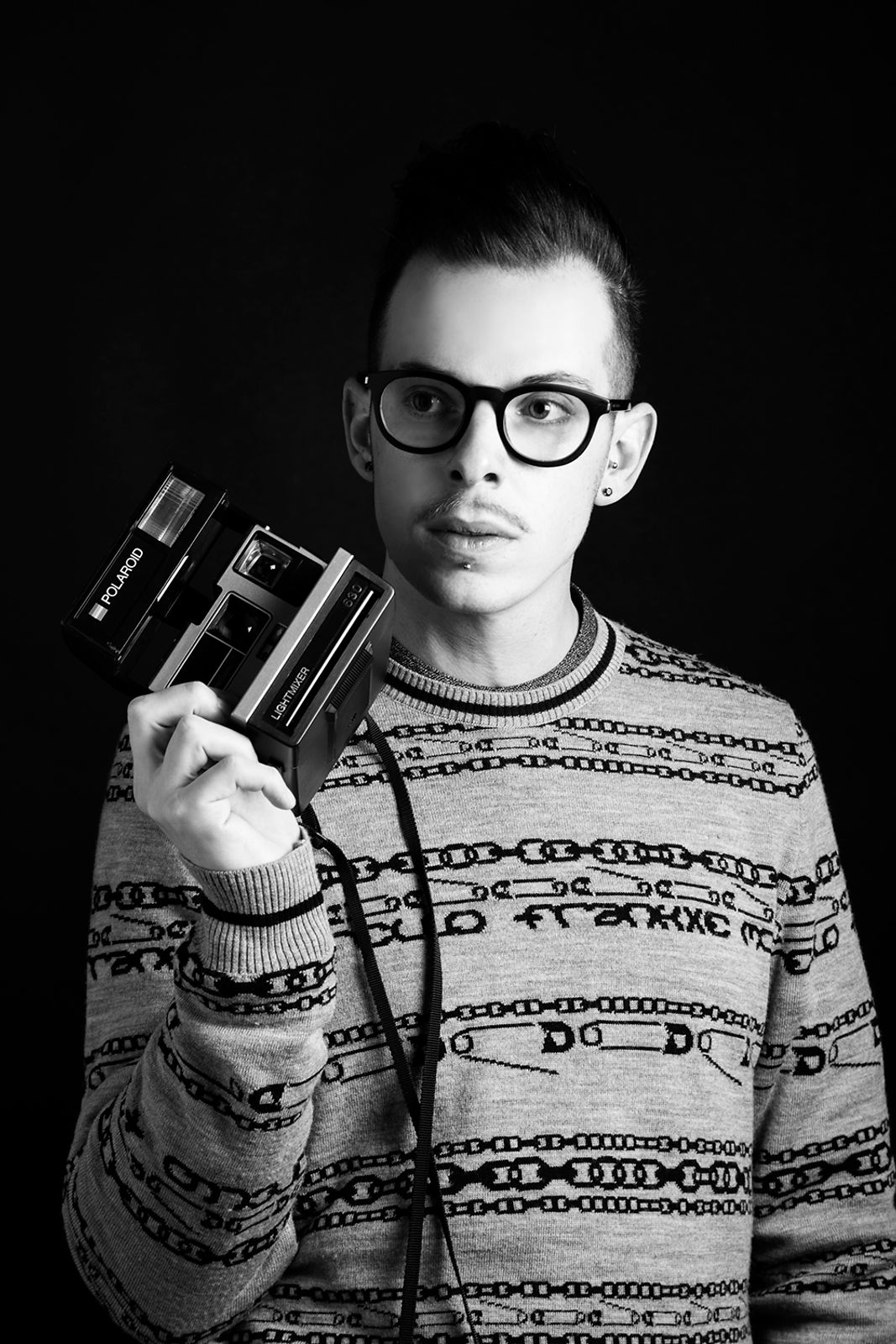 n15bwsmall.jpg